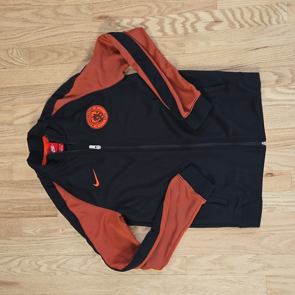 Nike Manchester City jacket with front zipper and zippered pockets small men’s